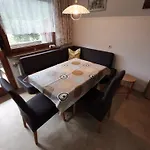 Haus Neurauter דירה